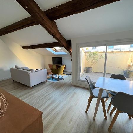 La Dolce Vita Nimoise Terrasse 100 M Des Arenes ニーム エクステリア 写真