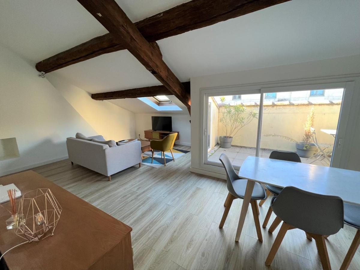 La Dolce Vita Nimoise Terrasse 100 M Des Arenes ニーム エクステリア 写真