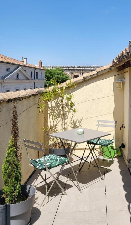 La Dolce Vita Nimoise Terrasse 100 M Des Arenes ニーム エクステリア 写真